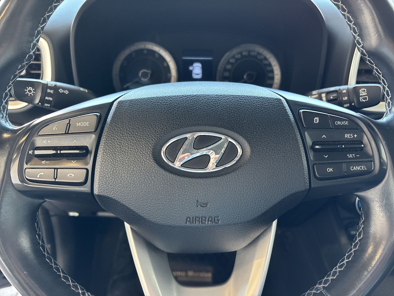 HYUNDAI - 24