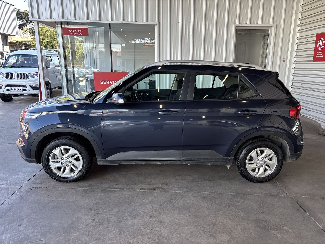 HYUNDAI - 4