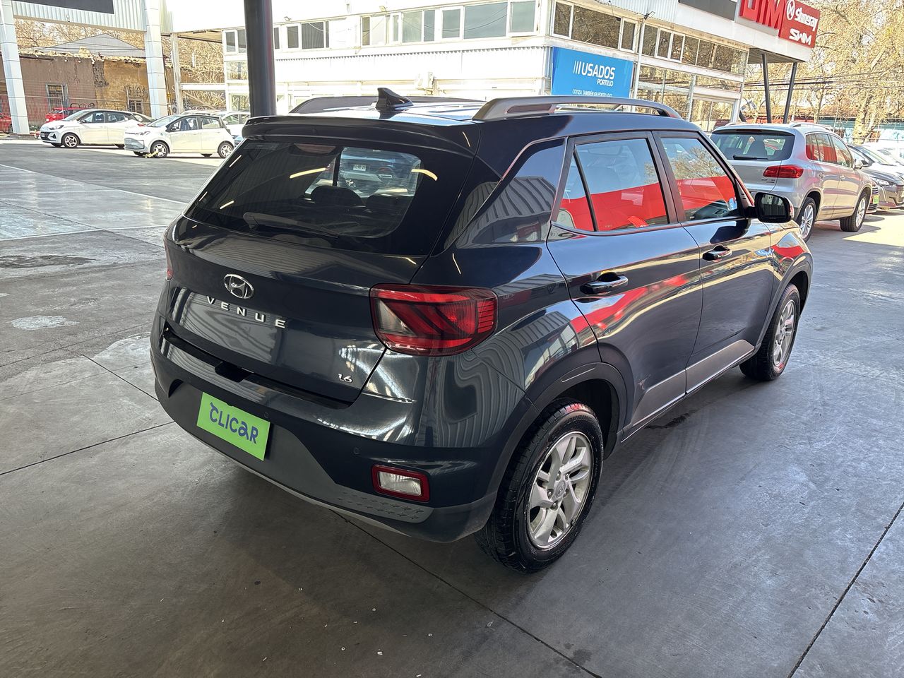 HYUNDAI - 7