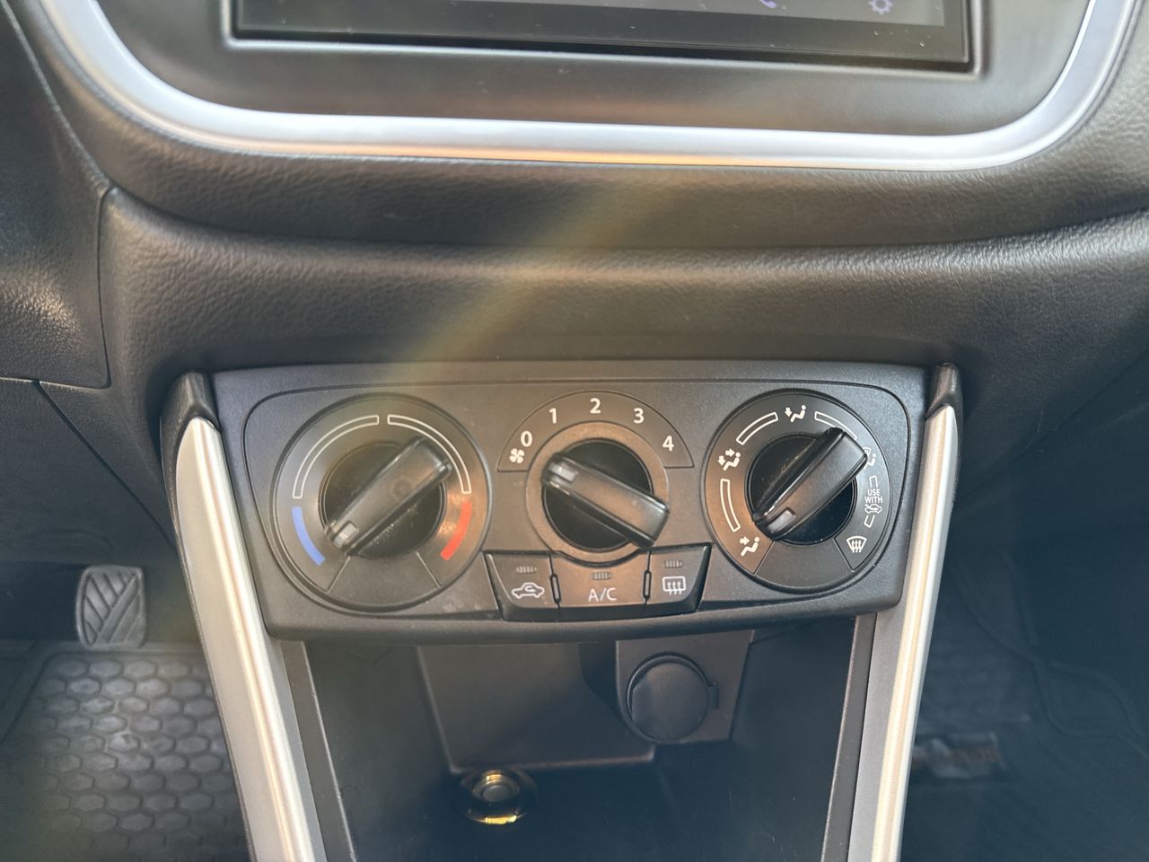 SUZUKI - 21