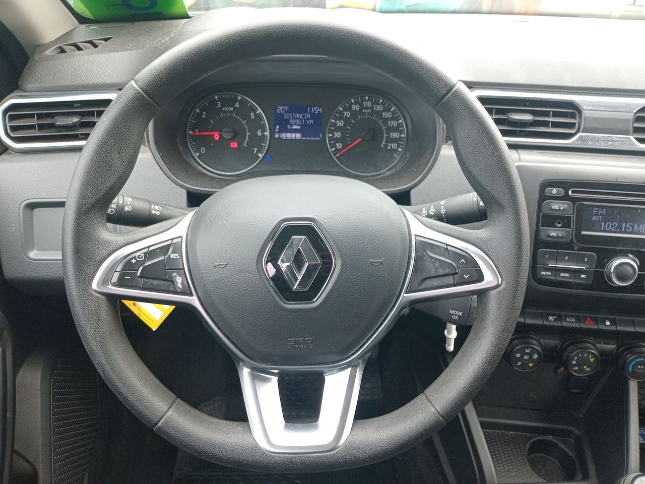 Renault Duster — foto 25 de 34