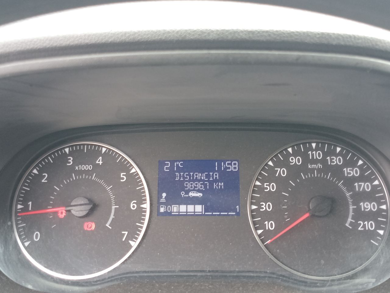 Renault Duster — foto 27 de 34