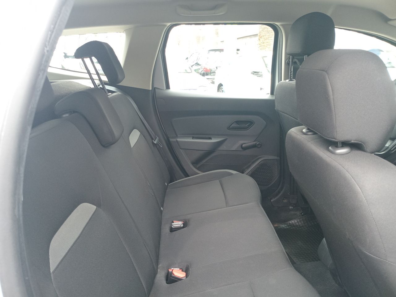 Renault Duster — foto 14 de 34