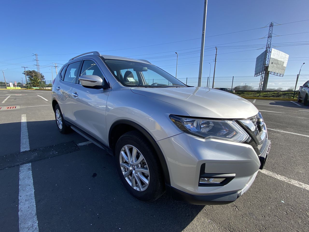 NISSAN - 12