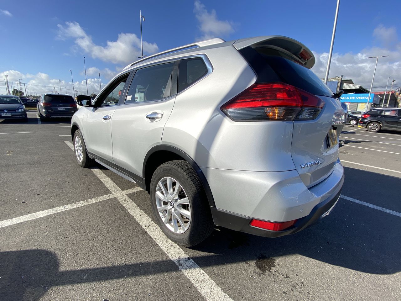 NISSAN - 6