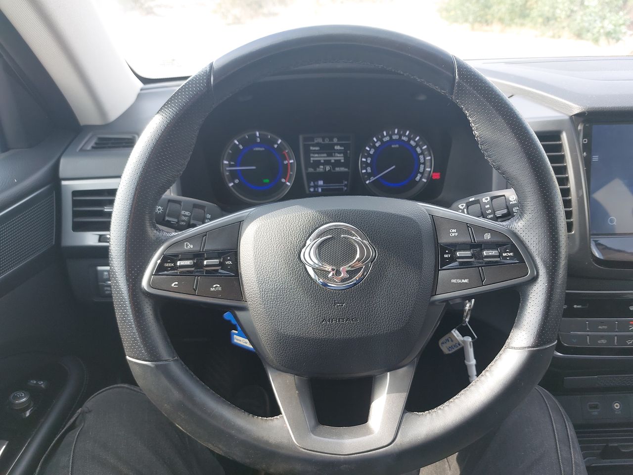 SSANGYONG - 12