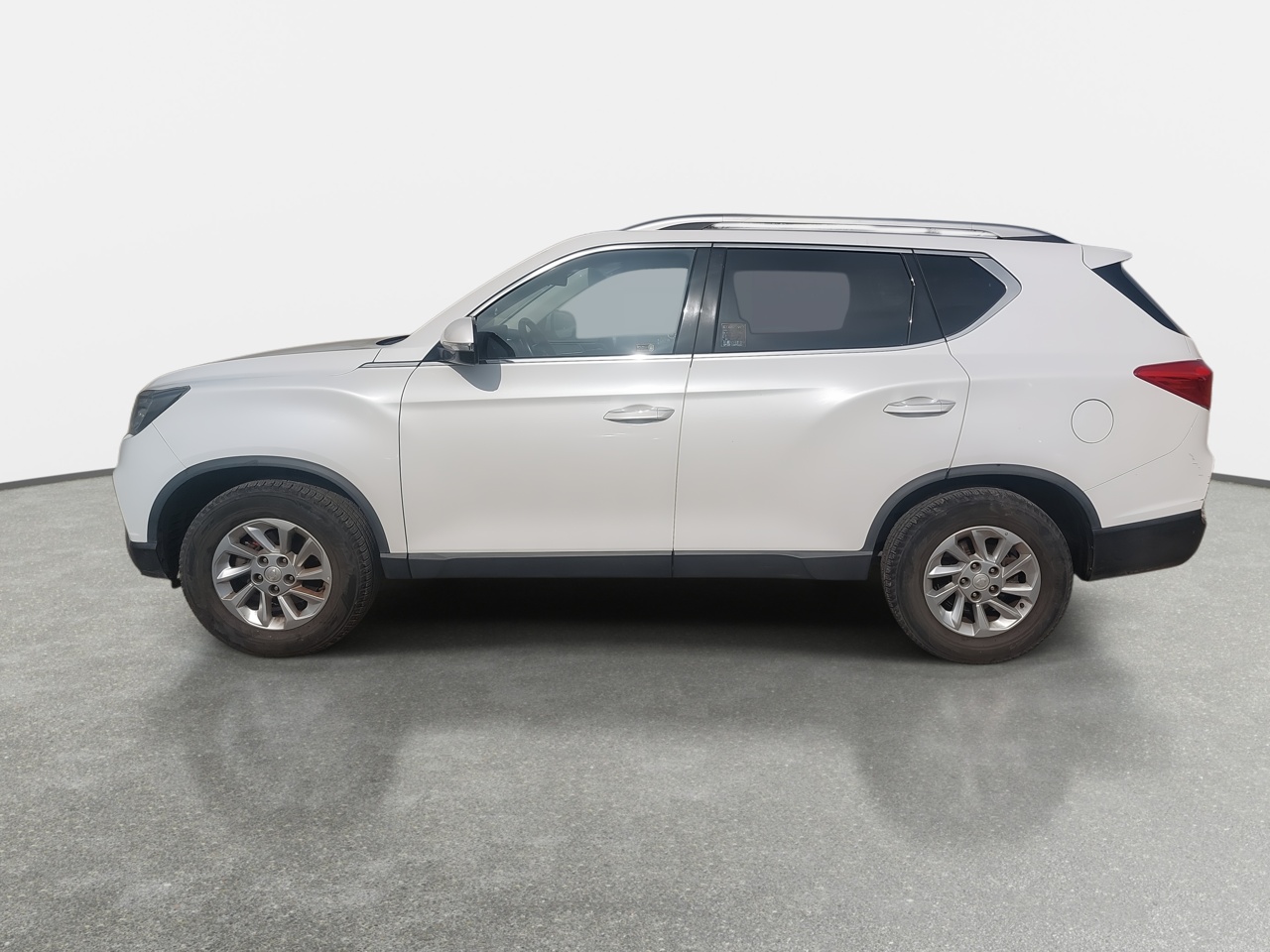 SSANGYONG - 4