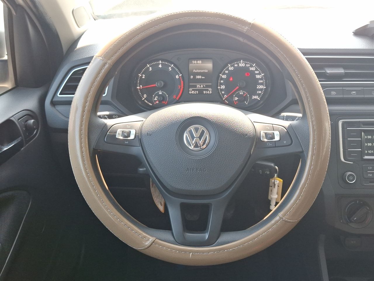 VOLKSWAGEN - 23