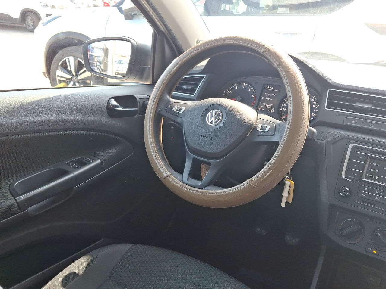 VOLKSWAGEN - 16