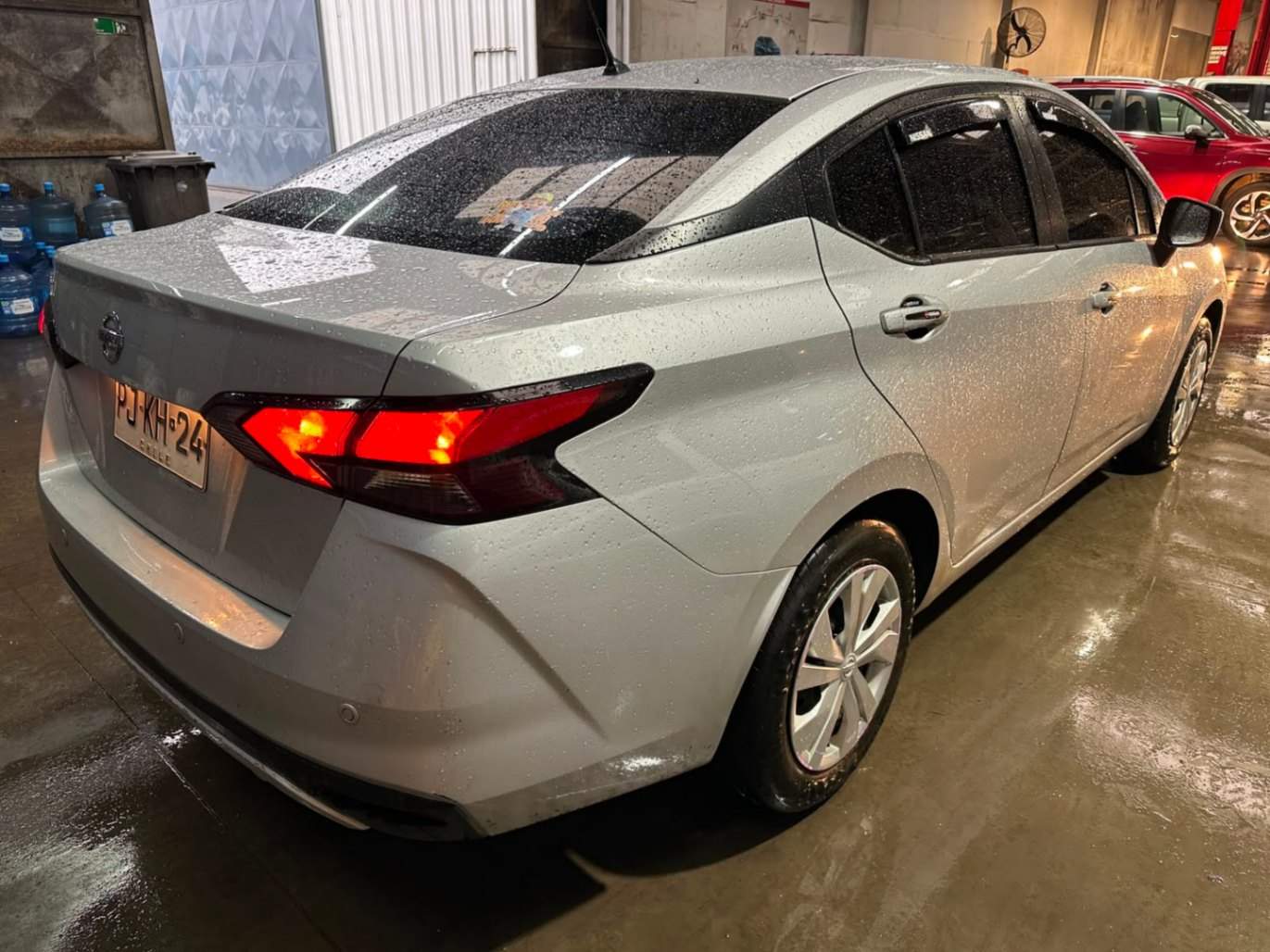 NISSAN - 4