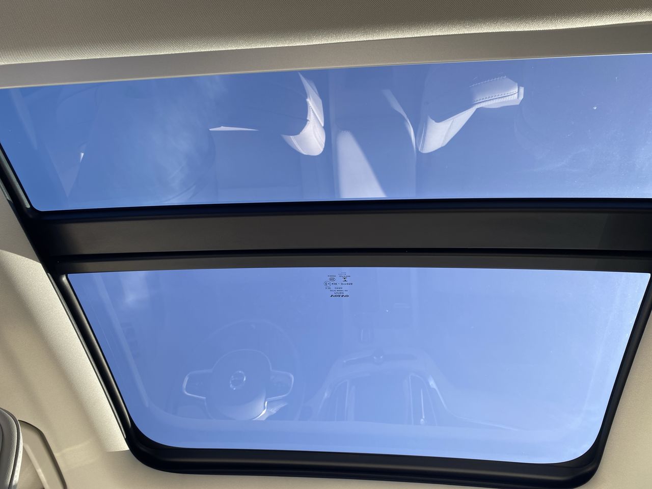 VOLVO - 33