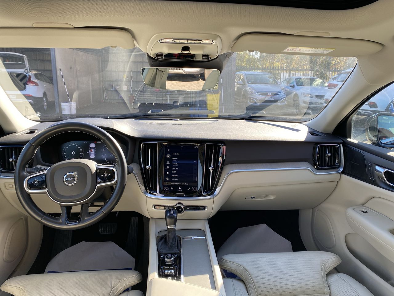 VOLVO - 9
