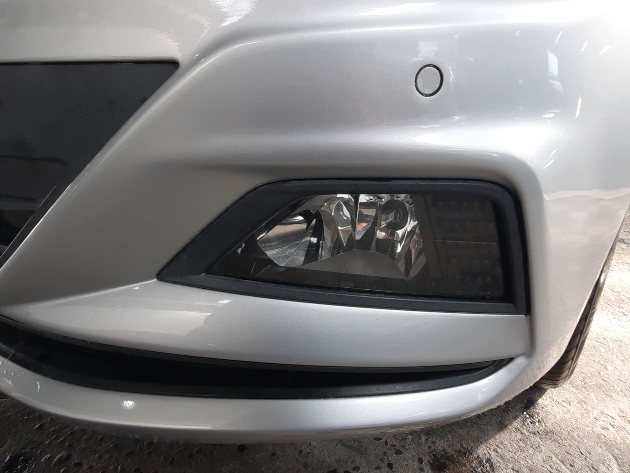 VOLKSWAGEN - 12