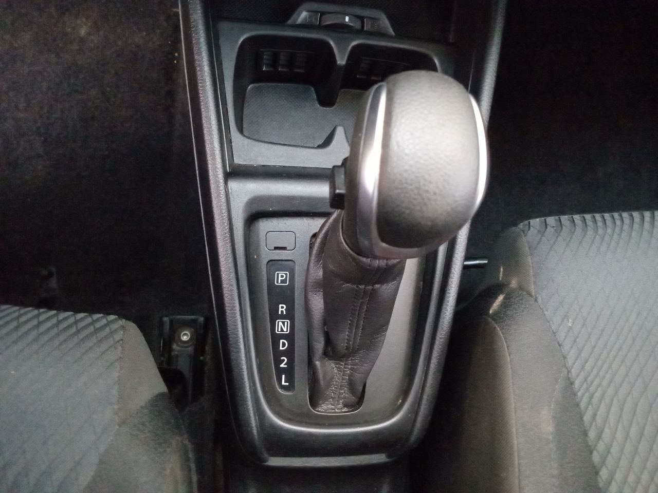 Suzuki Ertiga — foto 24 de 28