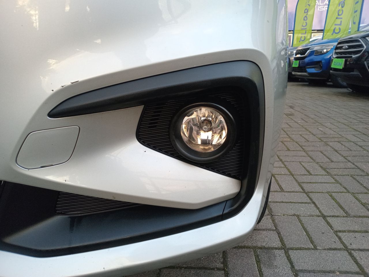 Suzuki Ertiga — foto 12 de 28