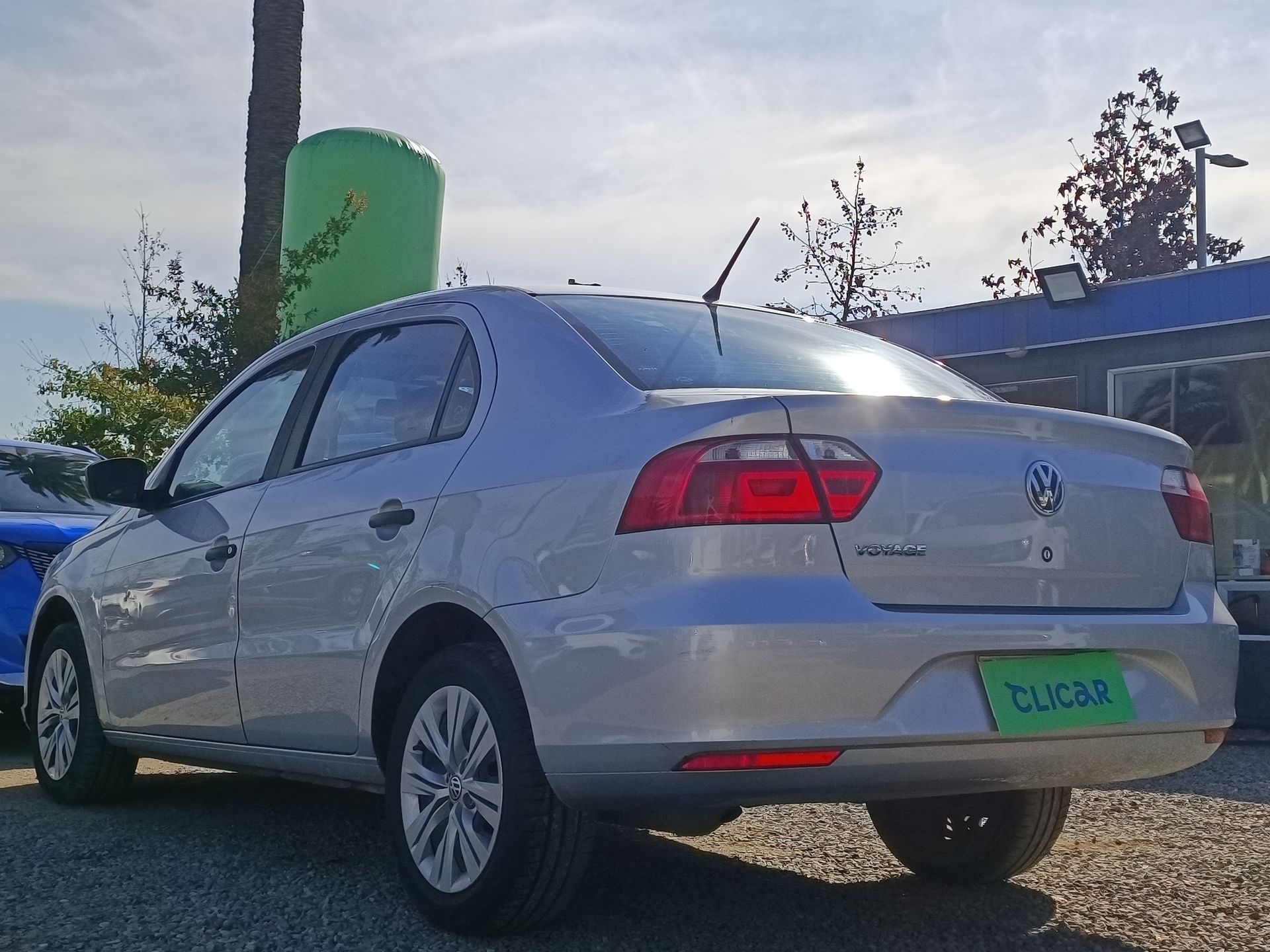 VOLKSWAGEN - 5