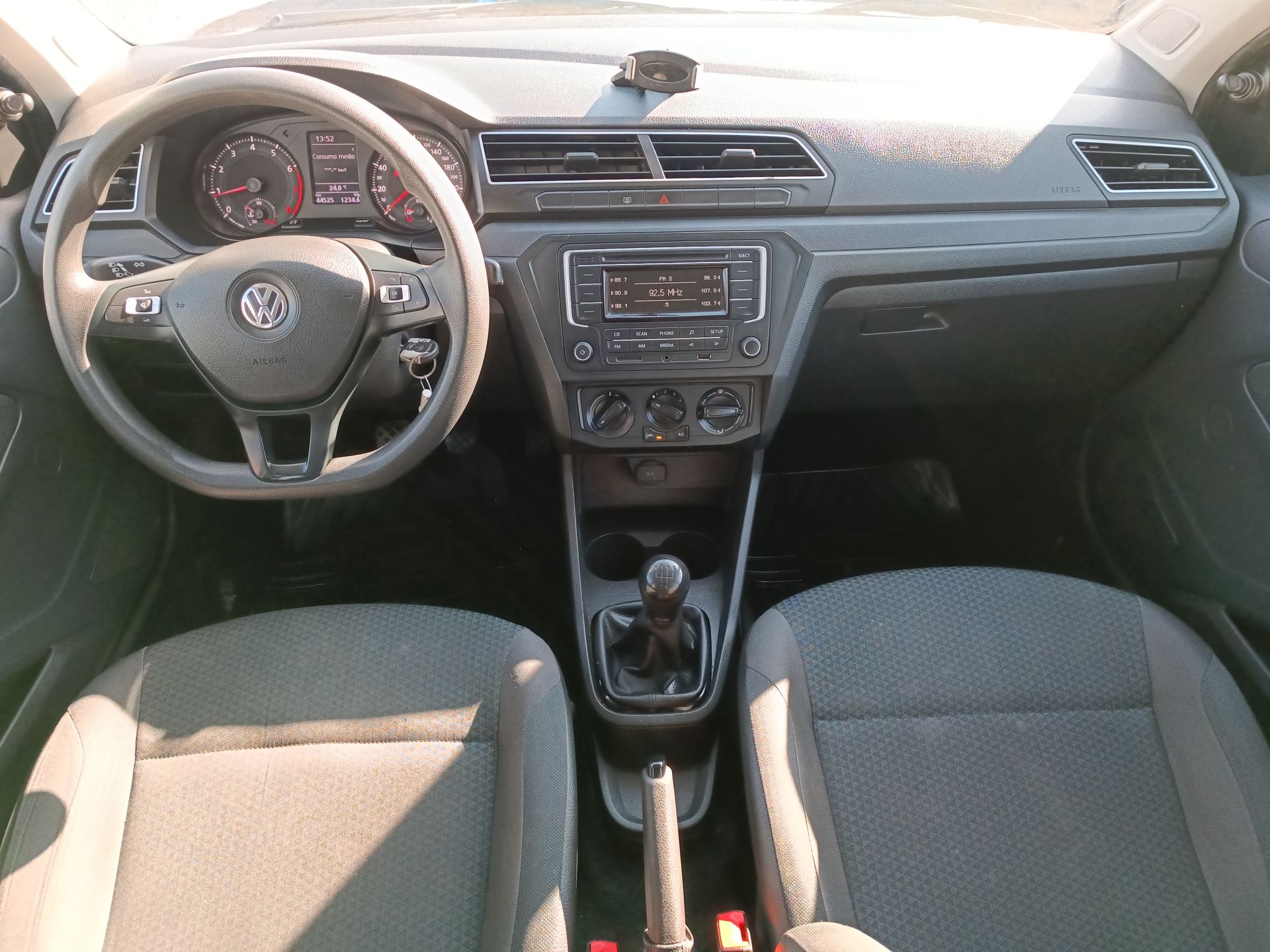 VOLKSWAGEN - 9