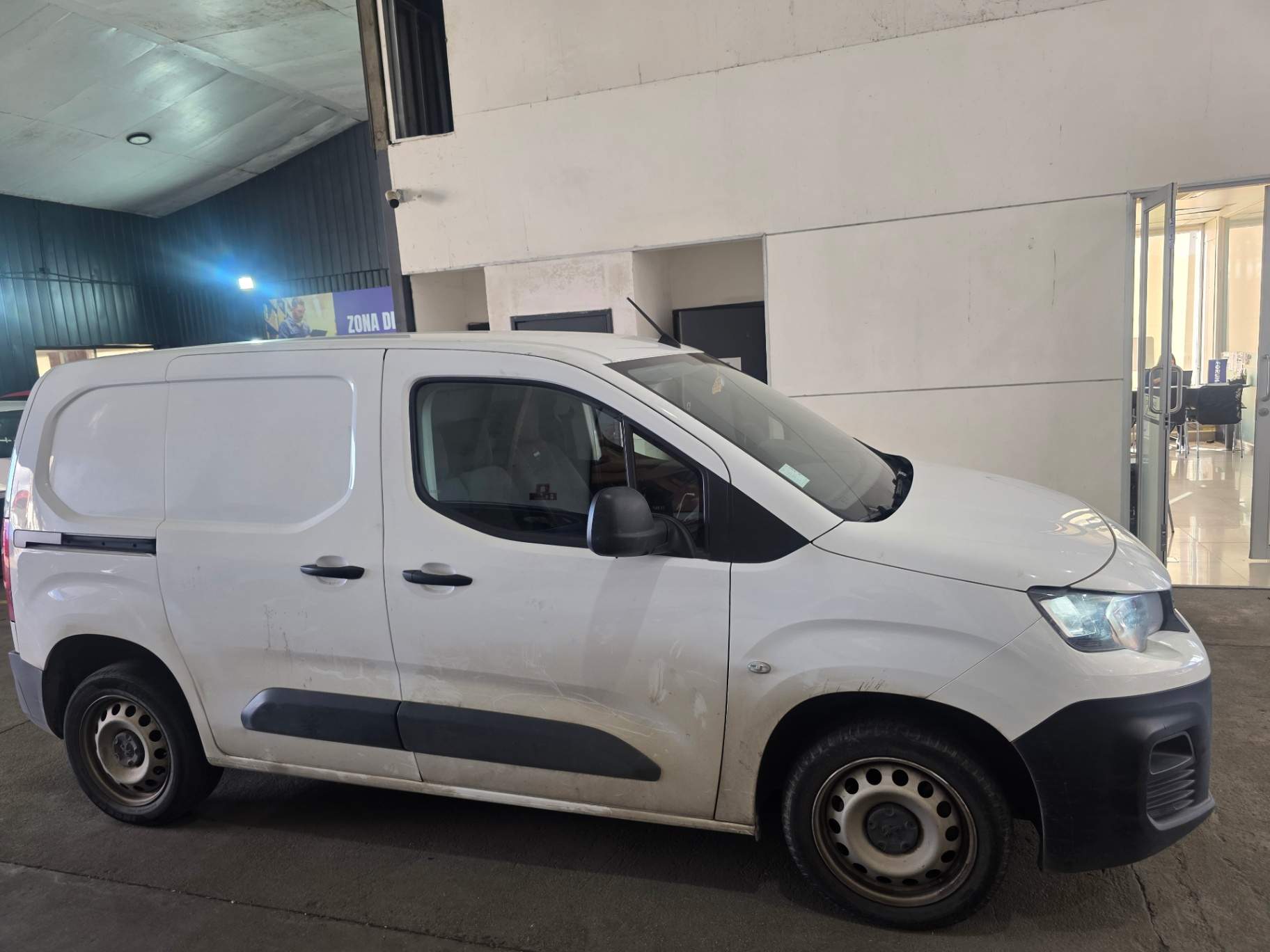 PEUGEOT - 3