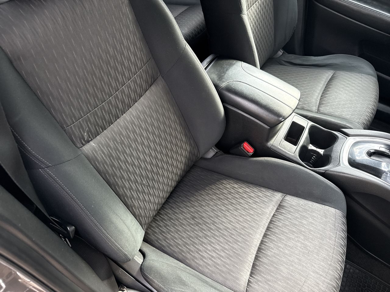 Nissan X-Trail — foto 33 de 35