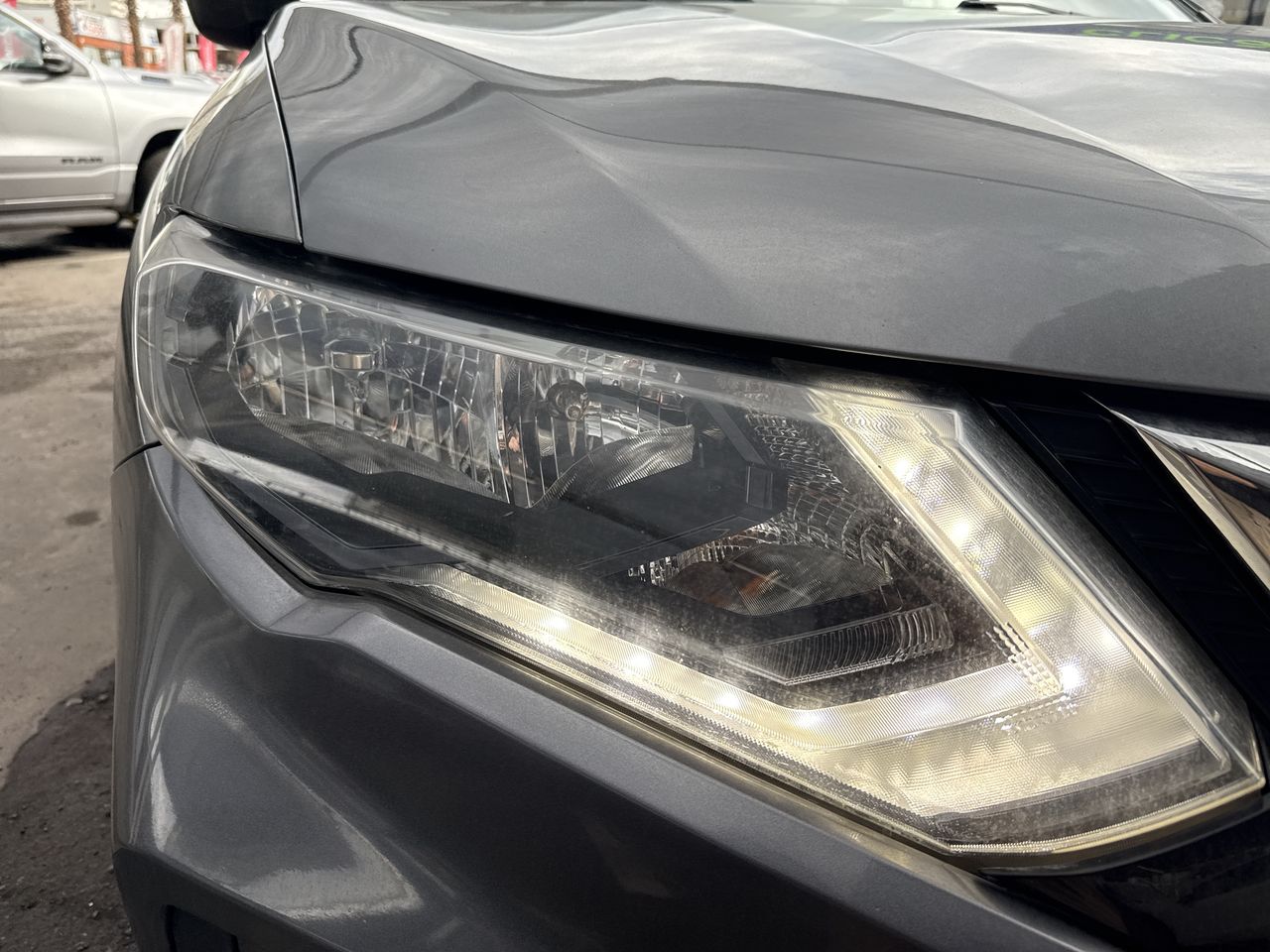 Nissan X-Trail — foto 19 de 35