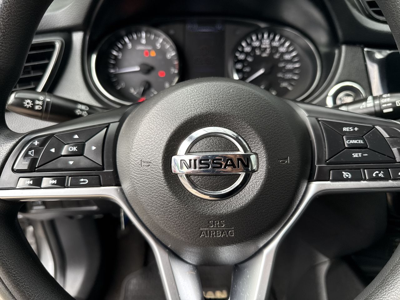 Nissan X-Trail — foto 26 de 35