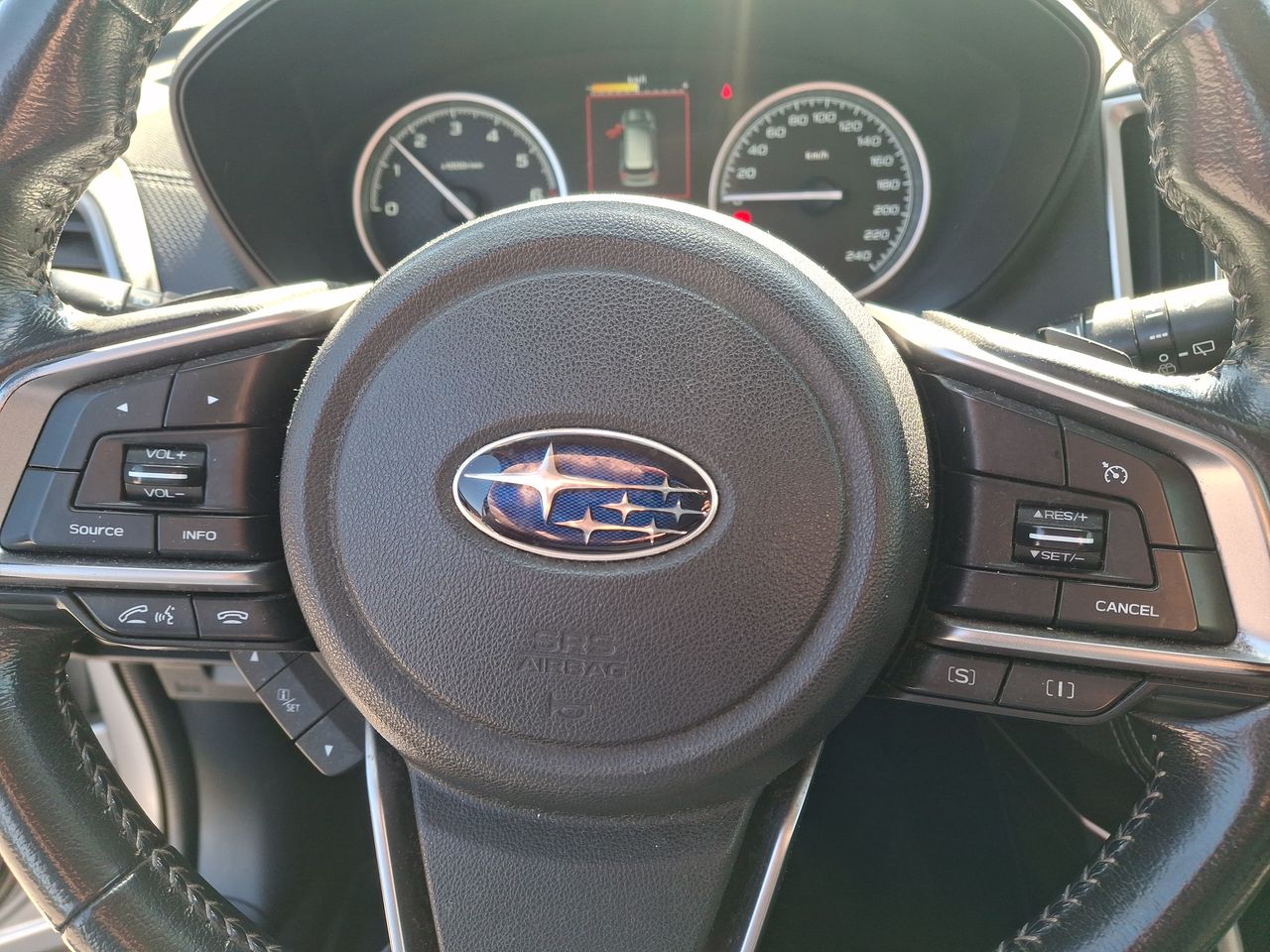 Subaru Forester — foto 25 de 34