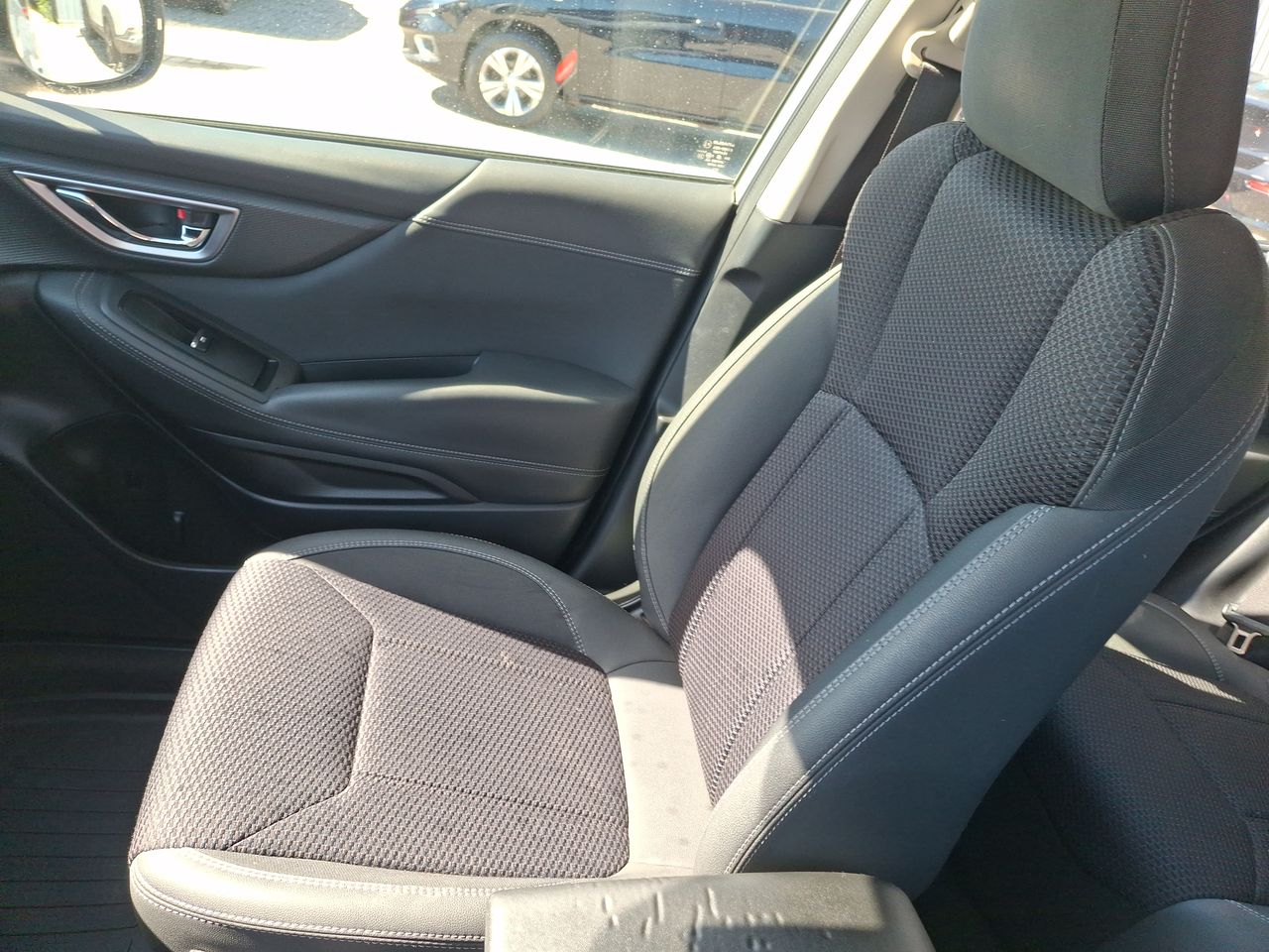 Subaru Forester — foto 32 de 34