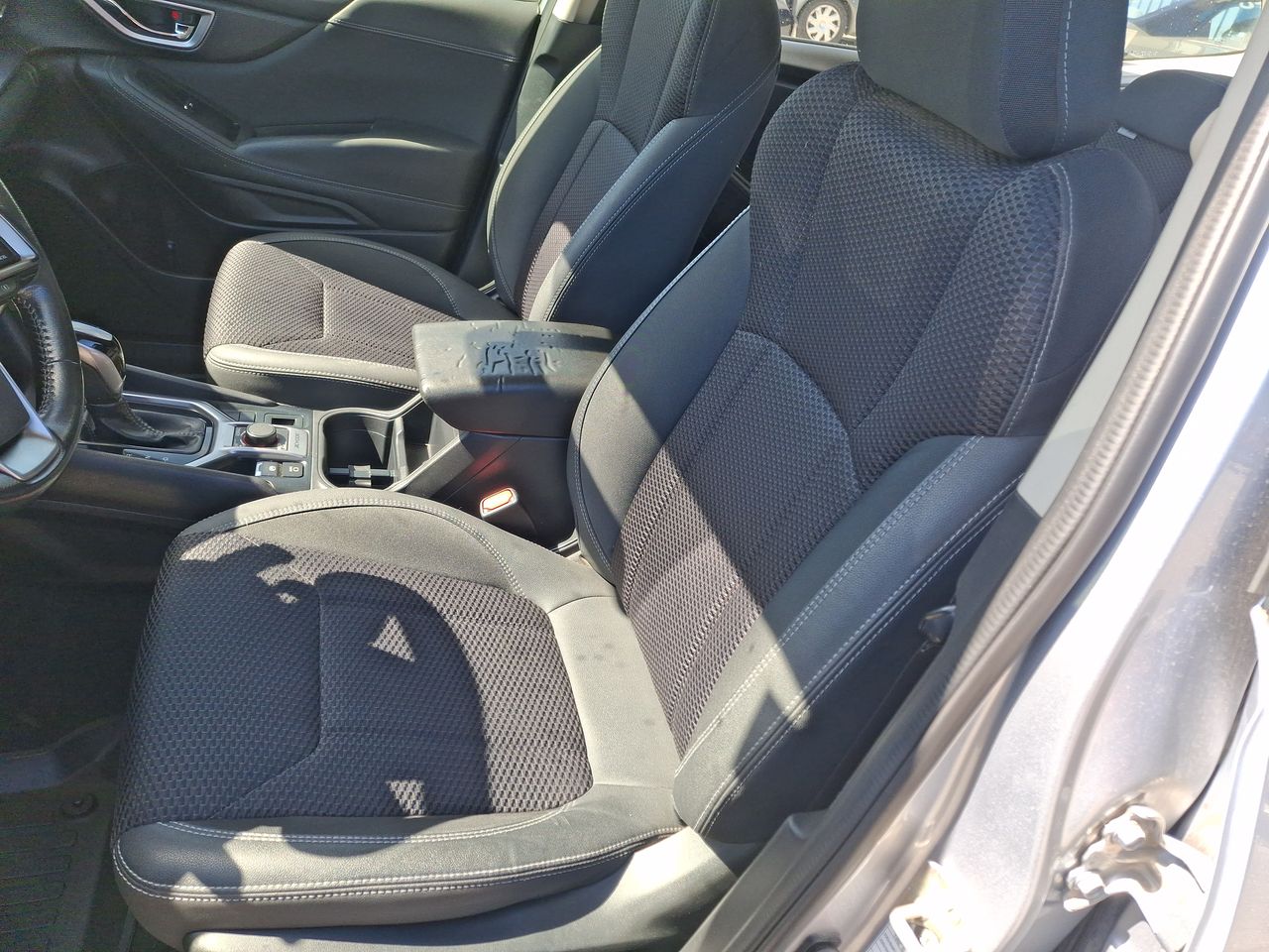 Subaru Forester — foto 23 de 34