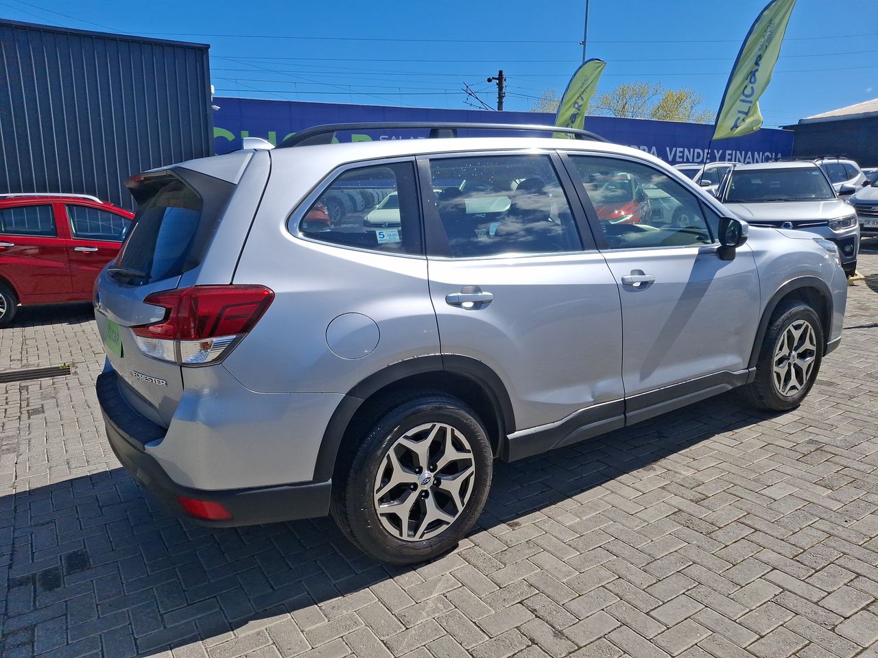 Subaru Forester — foto 8 de 34
