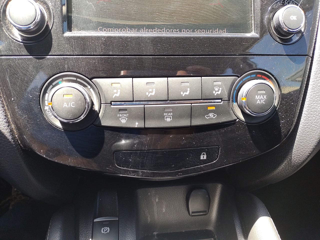 NISSAN - 35