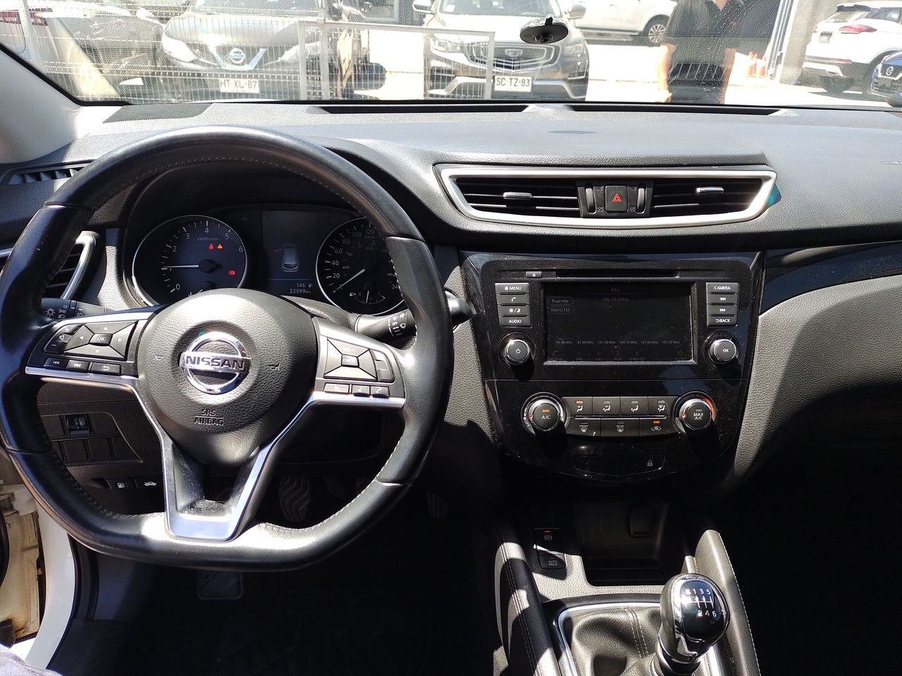 NISSAN - 37