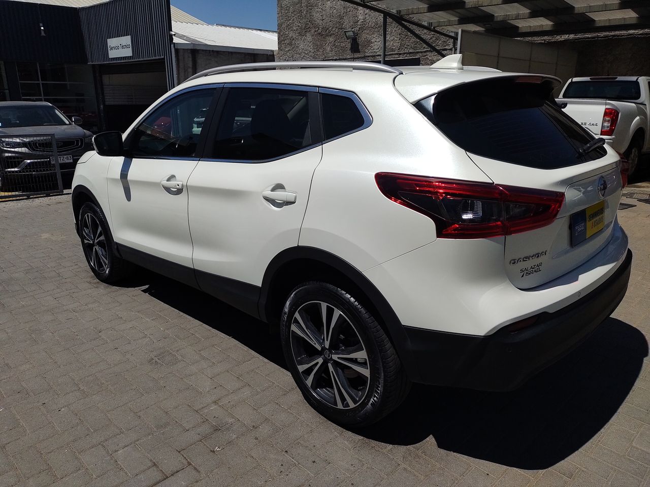 NISSAN - 6