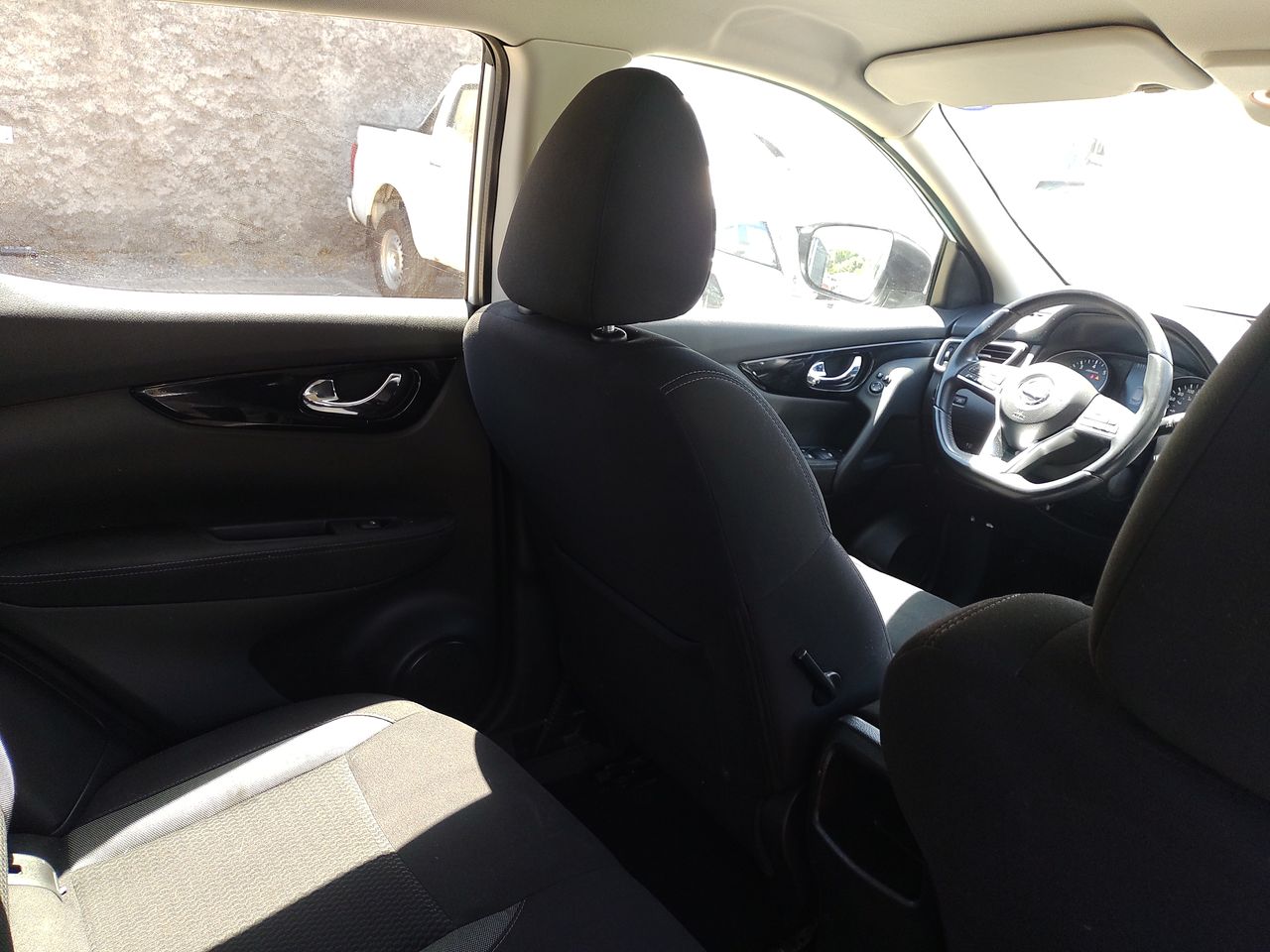 NISSAN - 18