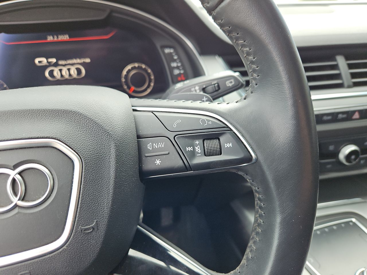 AUDI - 26
