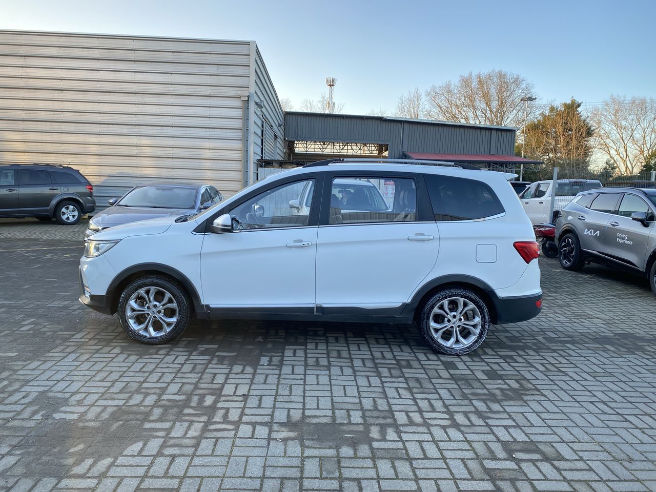 CHERY - 4