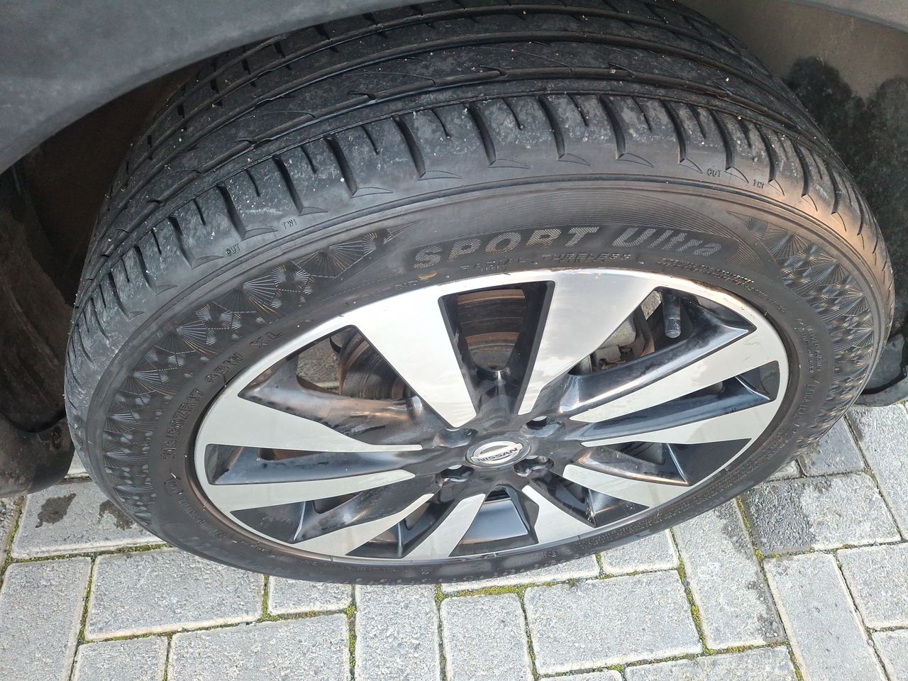 Nissan Kicks — foto 18 de 35
