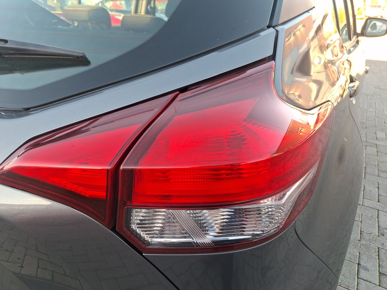 Nissan Kicks — foto 21 de 35