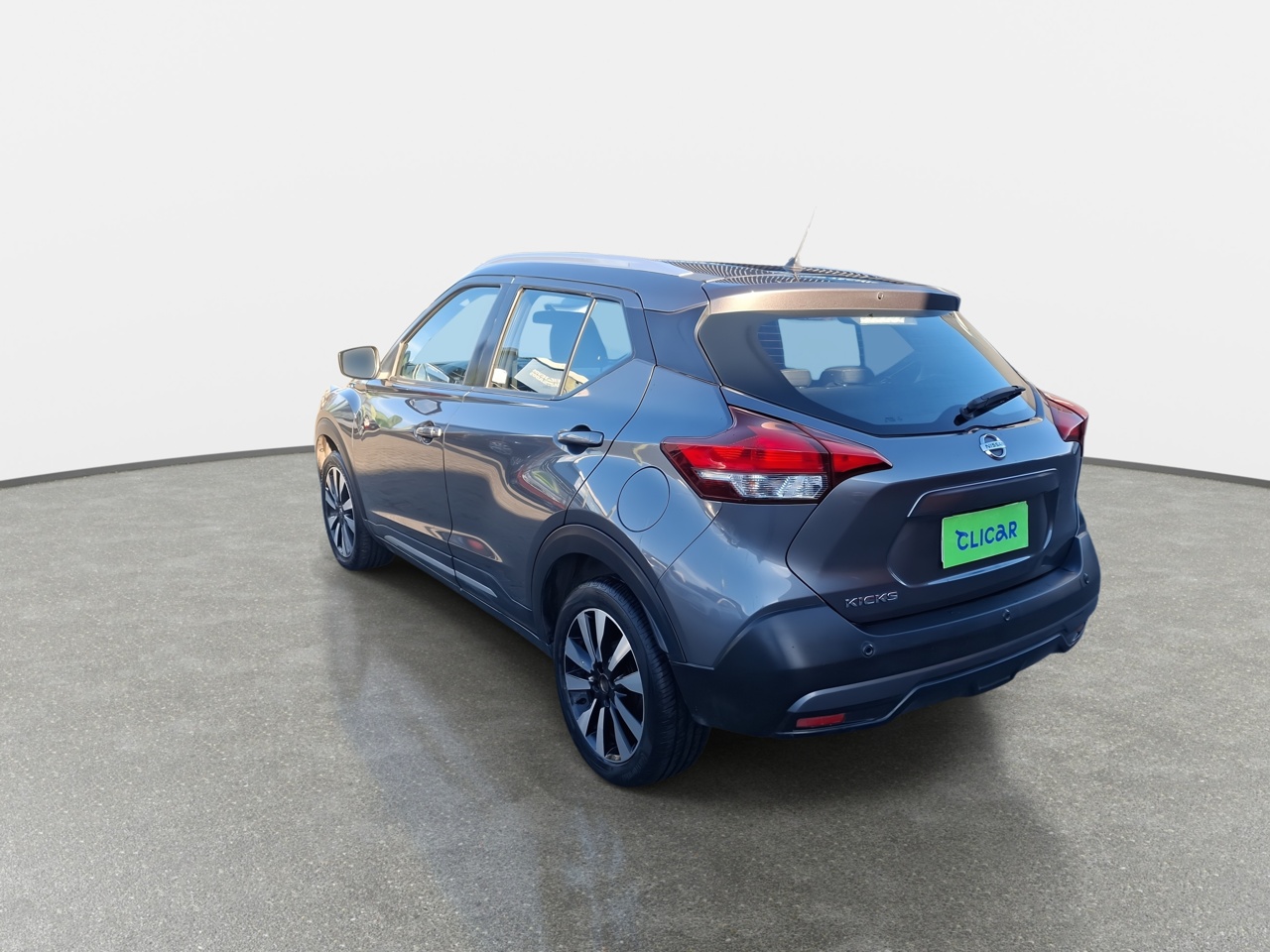 NISSAN - 5