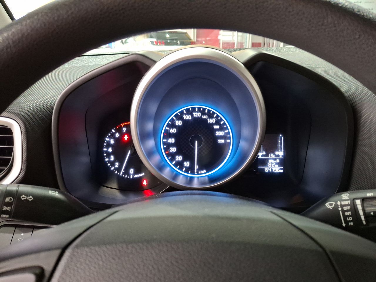 HYUNDAI - 25