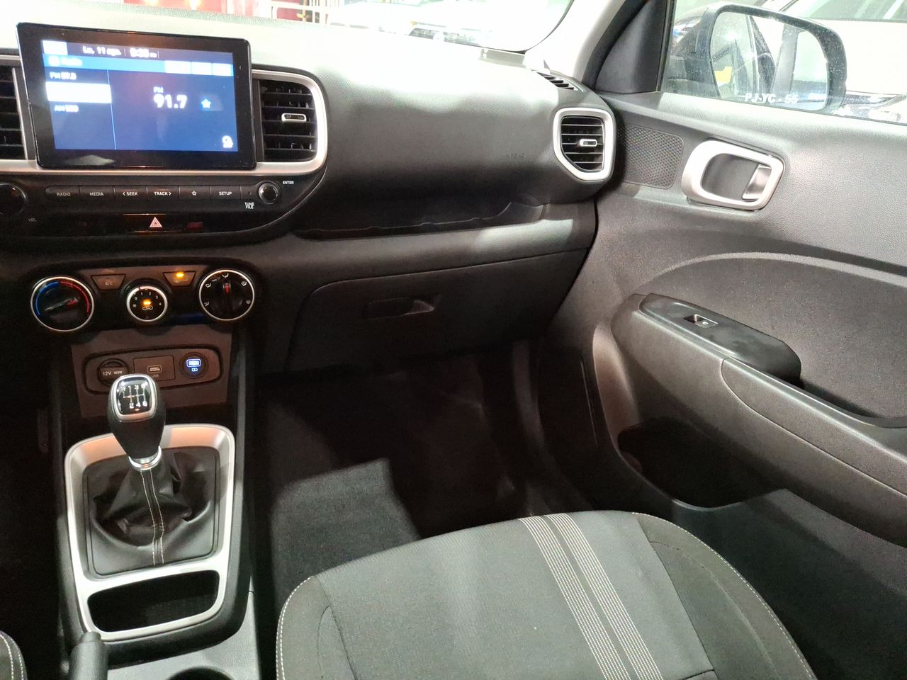 HYUNDAI - 10