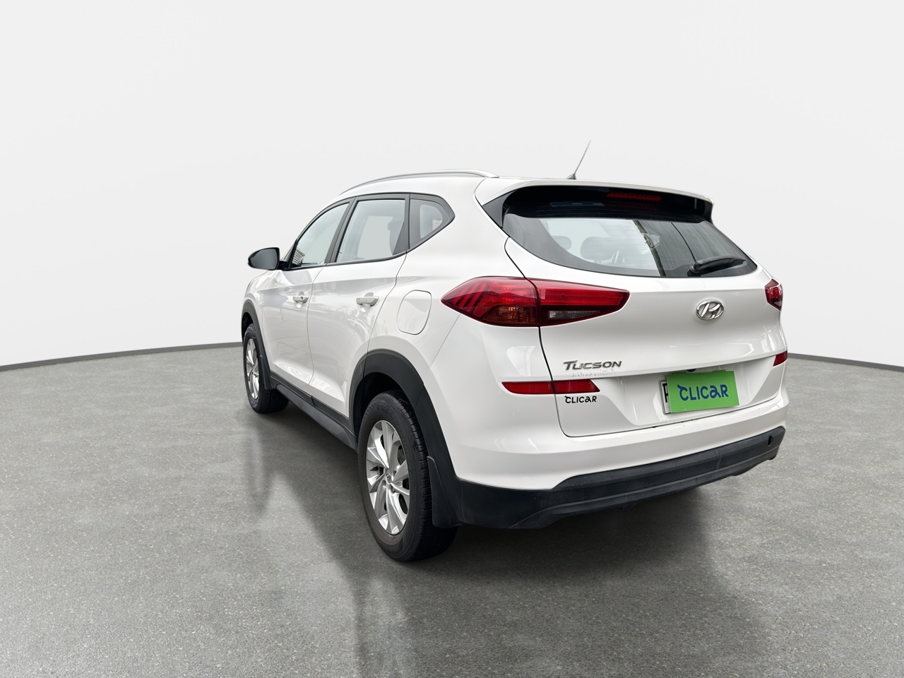 HYUNDAI - 5