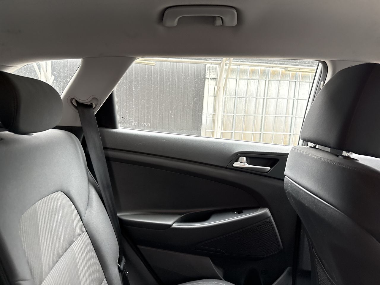 HYUNDAI - 6