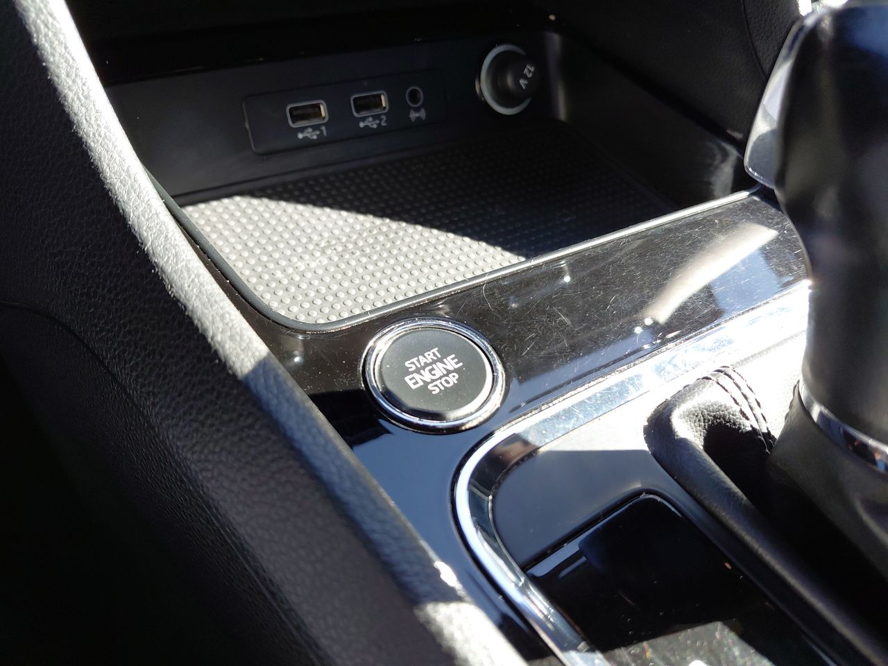 SEAT - 33
