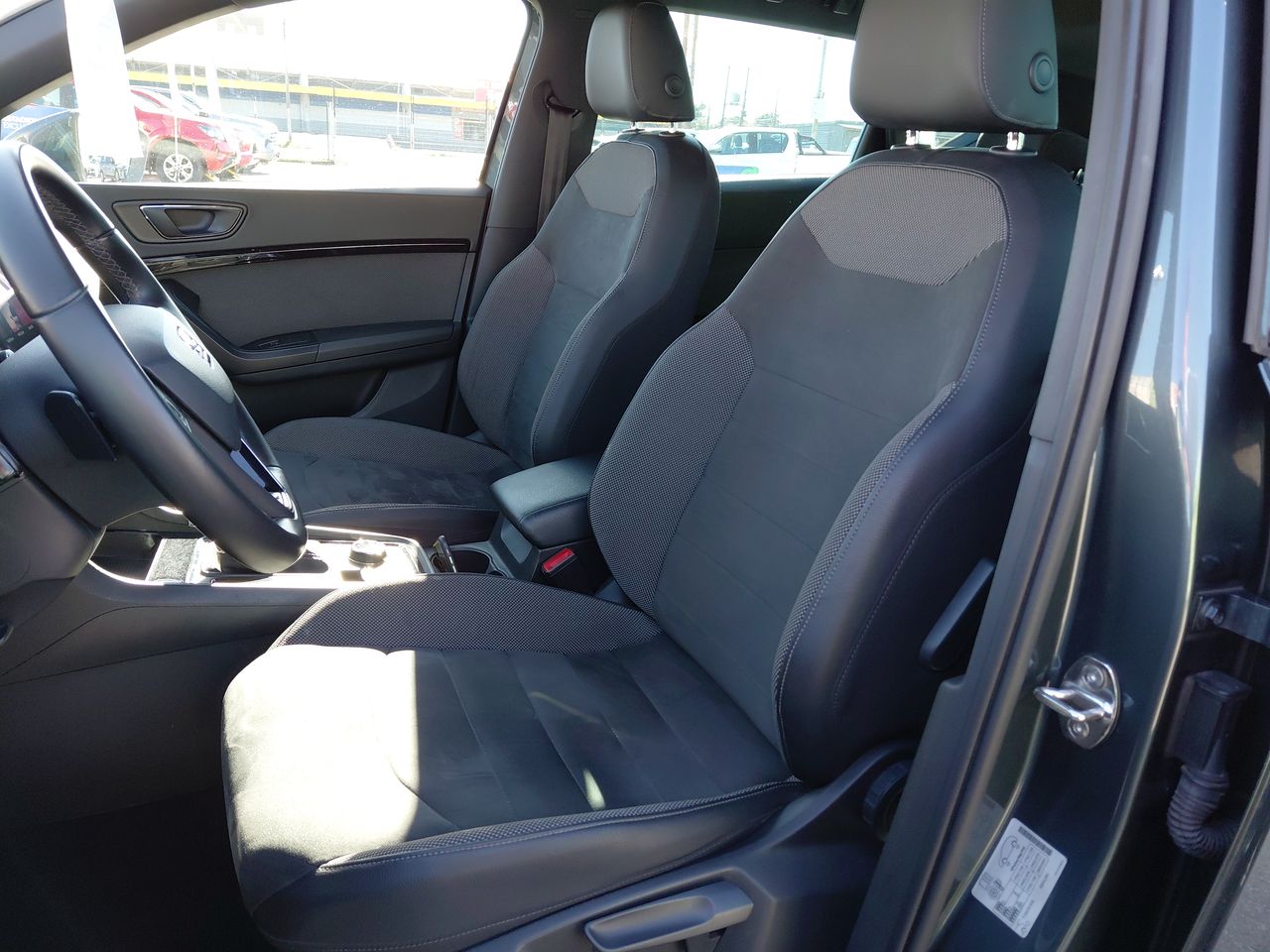 SEAT - 22