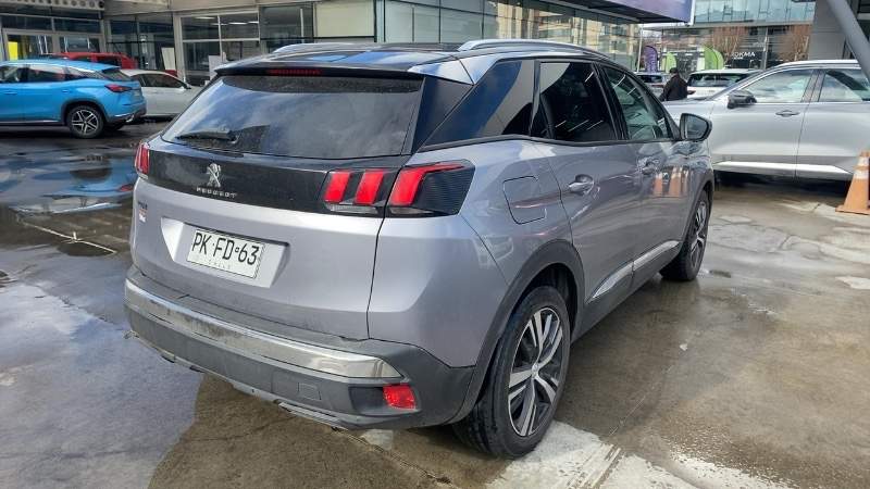 PEUGEOT - 4