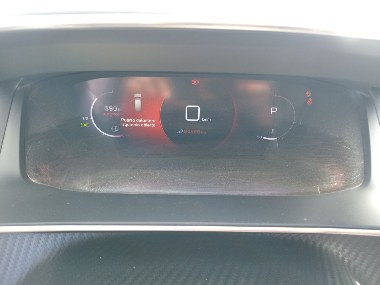 Peugeot 2008 — foto 26 de 34