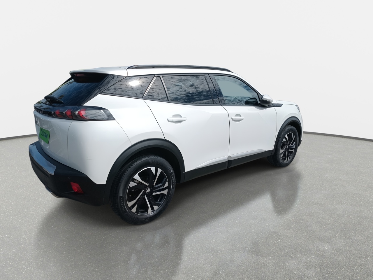 Peugeot 2008 — foto 8 de 34