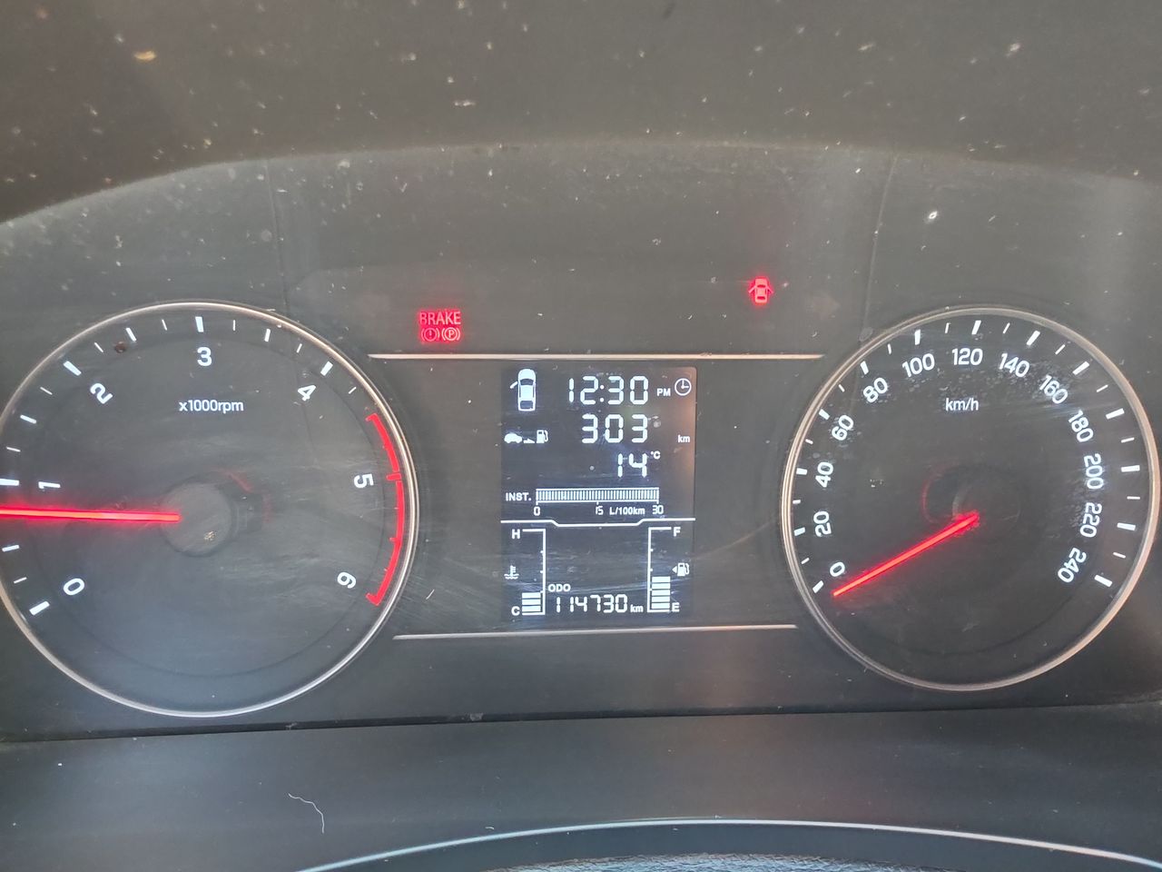 SSANGYONG - 19