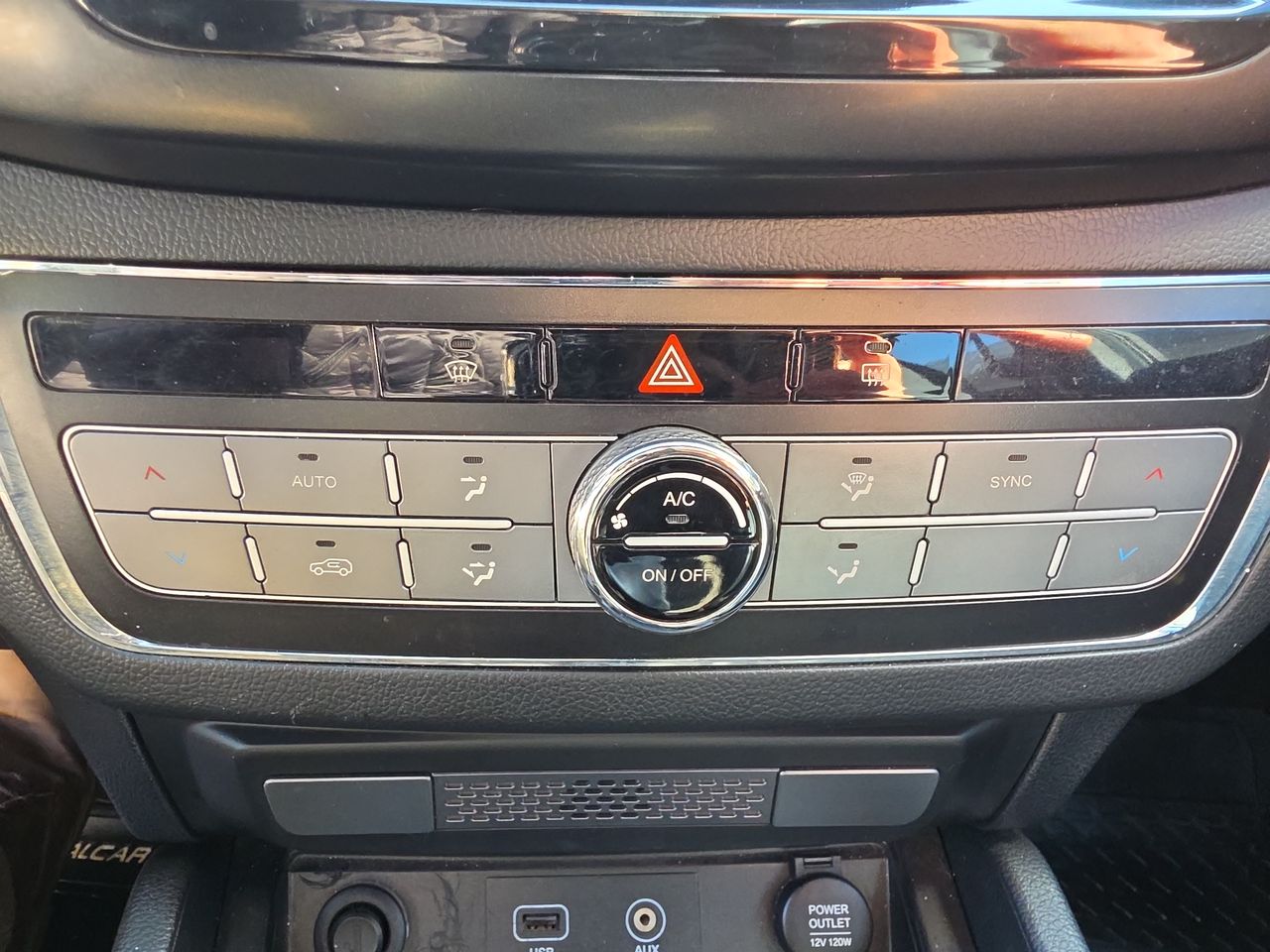 SSANGYONG - 22