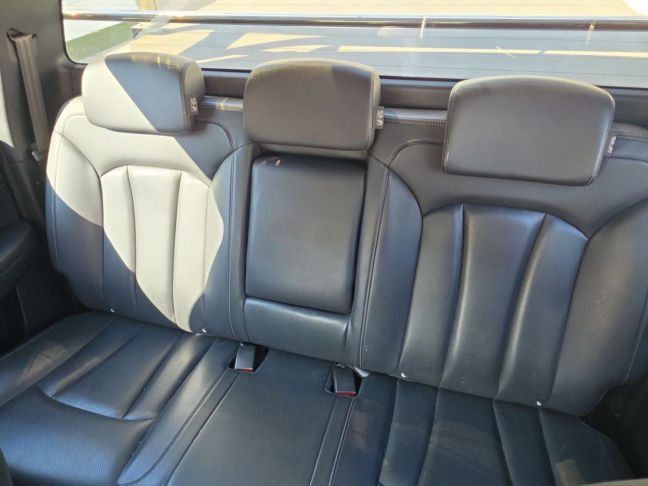 SSANGYONG - 26